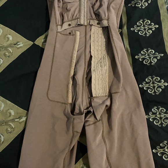 Faja - Picture 6 of 7